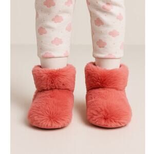 Cat & Jack Girls Pink Plush Slippers Bootie Style Size 5/6 - Gripper Bottoms NWT